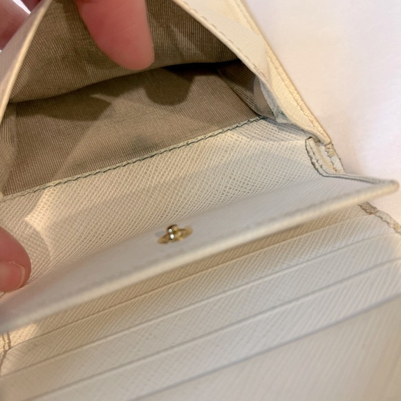 EUC Prada Saffiano Print Lipstick Print Bi-Fold Wallet White Dis - Picture 8 of 9